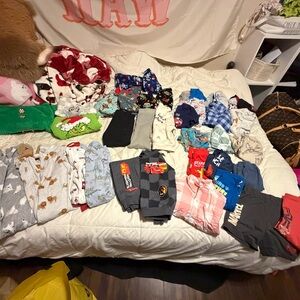 4T clothing lot
49 pieces total